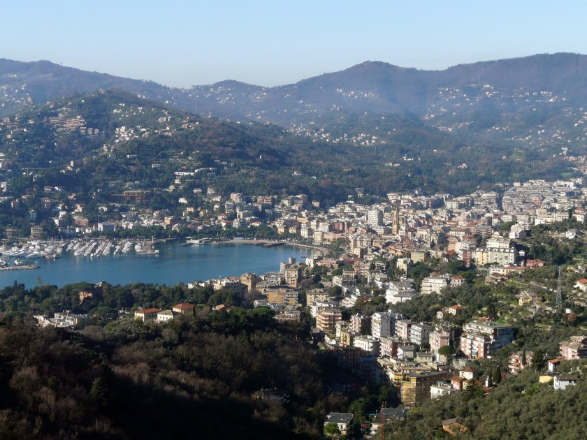 Rapallo-panorama_da_San_Bernardo_di_Zoagli2